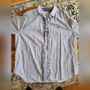 Nautica Men's Long Sleeve button down Size XL EUC